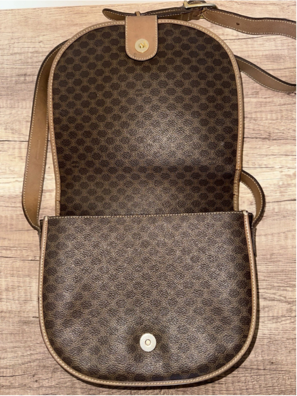 Vintage Céline Macadam Crossbody Bag Quiet Luxury Minimalist Classic Old Money - Picture 12 of 16